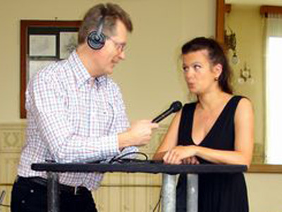 Barbara Helfgott und Gerhard Blaboll beim Radiointerview